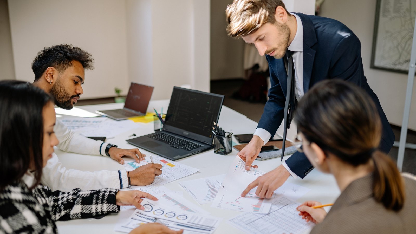 Website Development Company vs In-House Team
